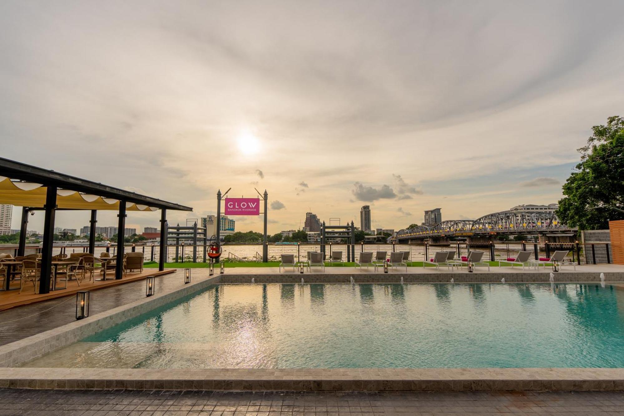 Glow Bangkok Riverside Экстерьер фото